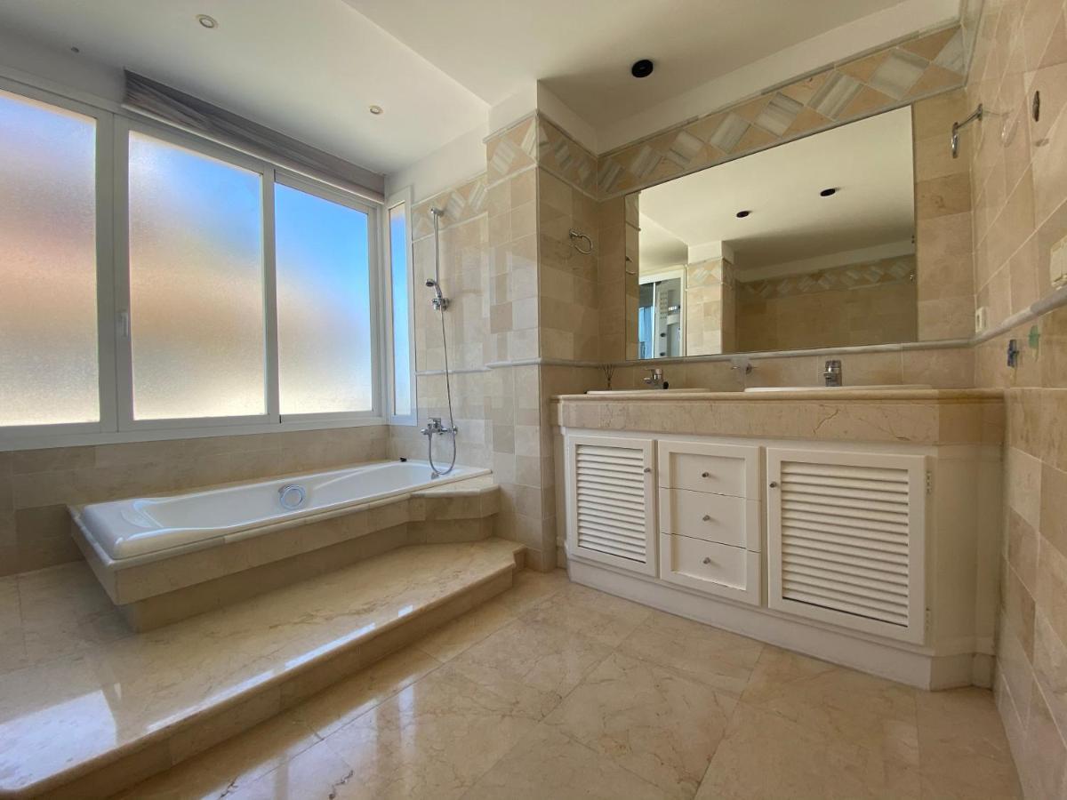Lägenhet Luxury Elviria Hills Marbella